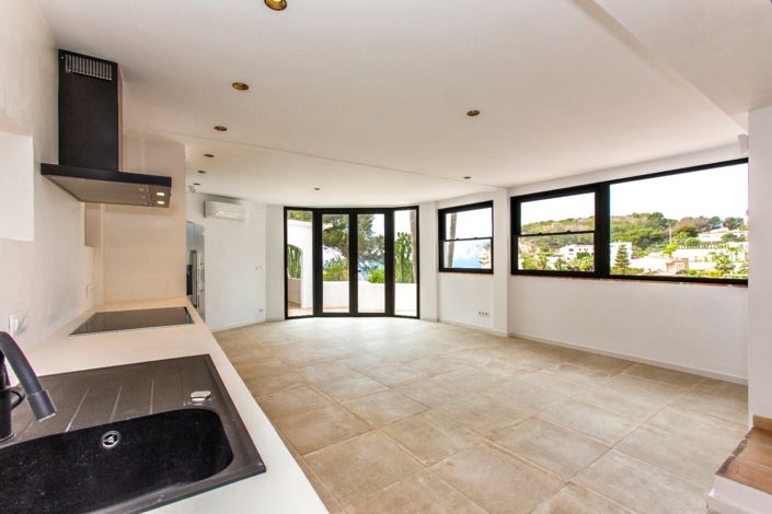 Image No.27-4 Bed Villa for sale