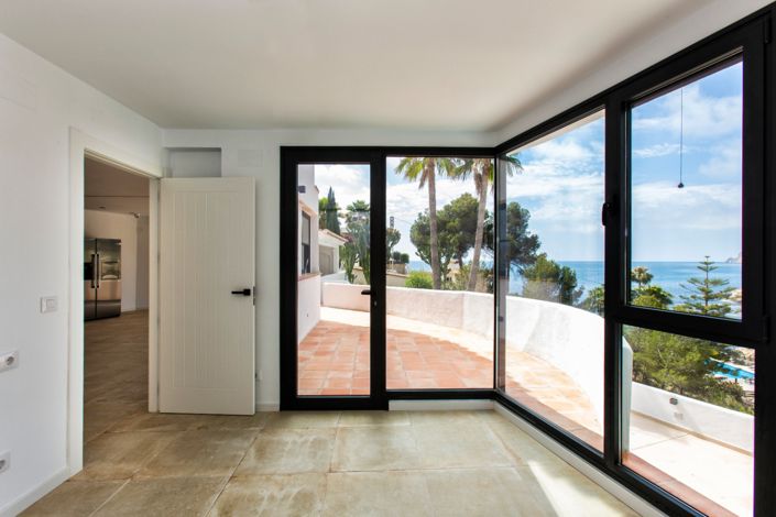 Image No.31-4 Bed Villa for sale