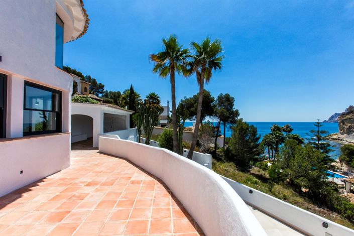 Image No.4-4 Bed Villa for sale