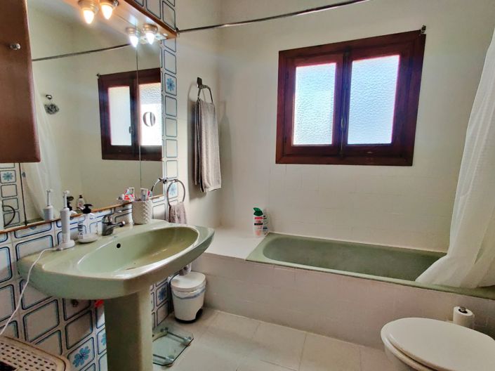 Image No.11-4 Bed Villa for sale