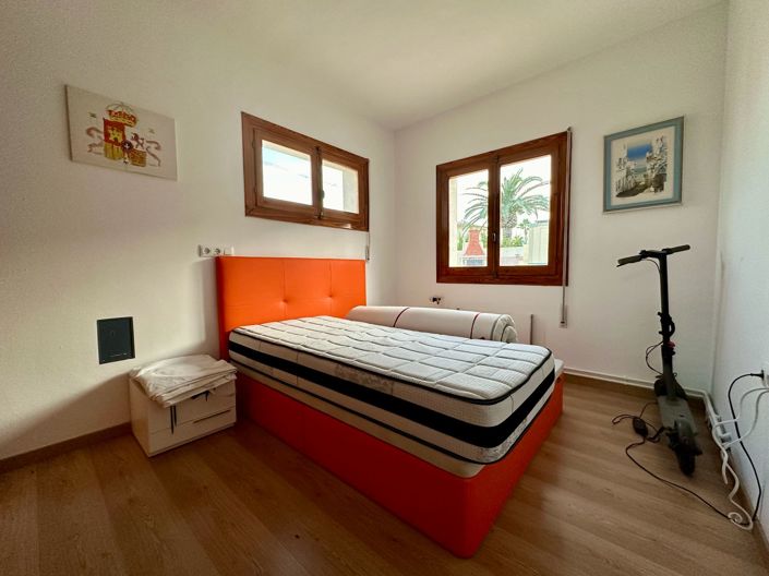 Image No.21-4 Bed Villa for sale