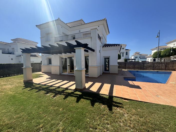 Image No.7-3 Bed Villa for sale