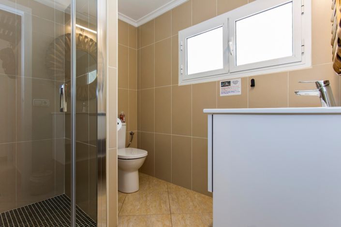 Image No.46-4 Bed Villa for sale