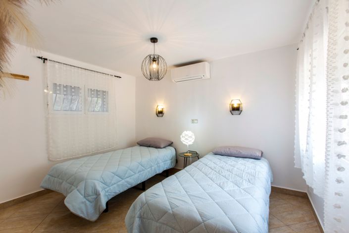 Image No.47-4 Bed Villa for sale