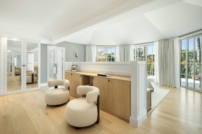 Image No.17-5 Bed Villa for sale