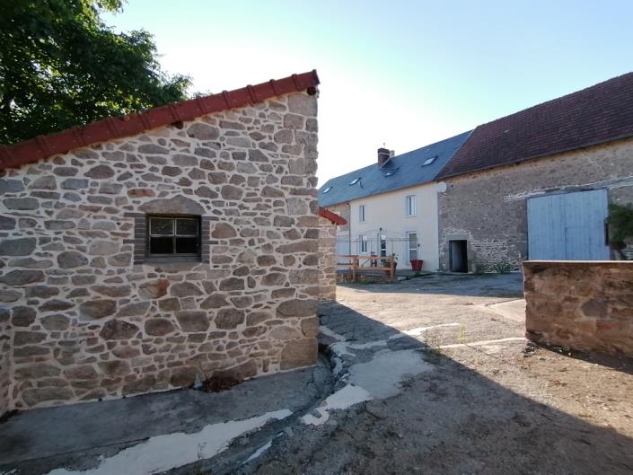 Image No.17-7 Bed Country Property for sale