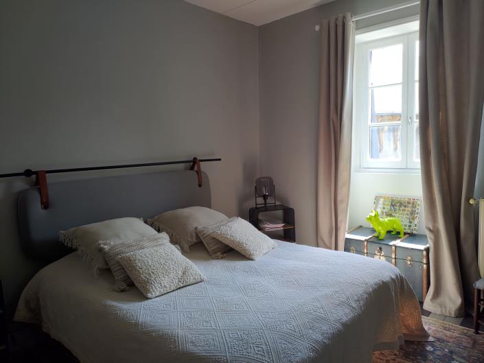 Image No.8-9 Bed Property for sale