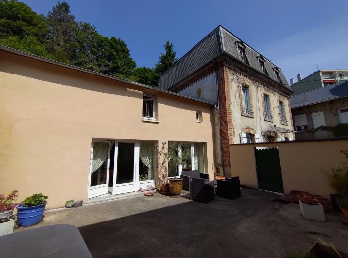 Image No.4-9 Bed Property for sale