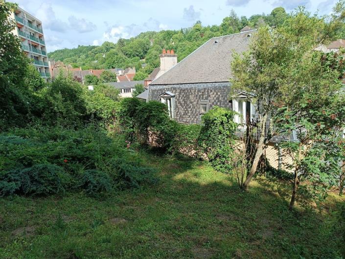 Image No.19-9 Bed Property for sale