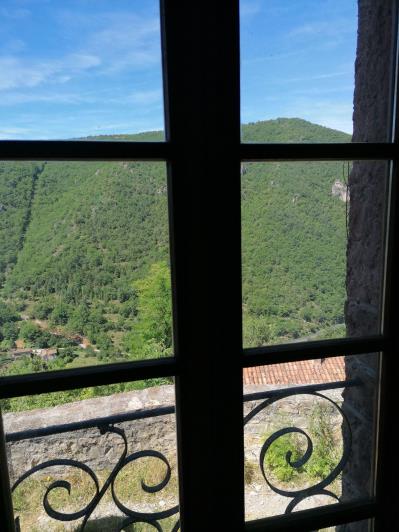 Image No.4-3 Bed Property for sale