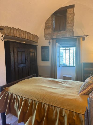 Image No.15-3 Bed Property for sale