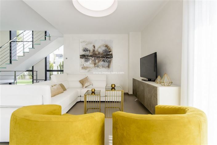 Image No.22-3 Bed Villa for sale