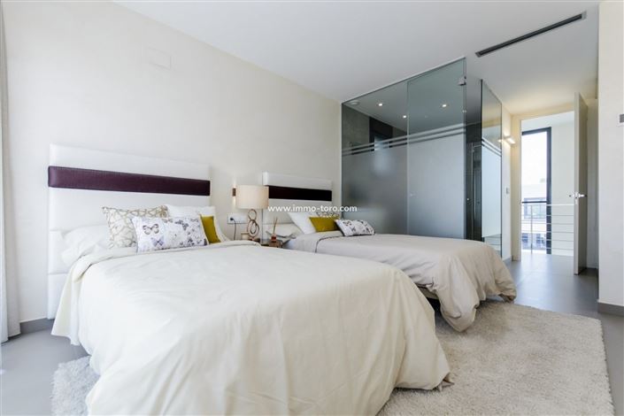 Image No.50-3 Bed Villa for sale