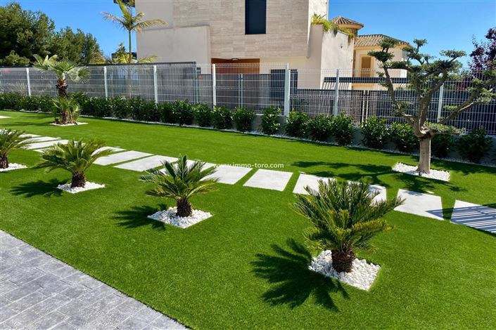 Image No.11-3 Bed Villa for sale