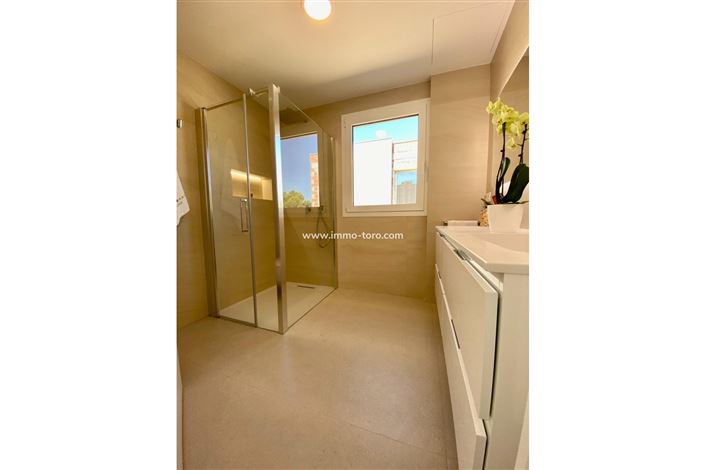 Image No.32-3 Bed Villa for sale