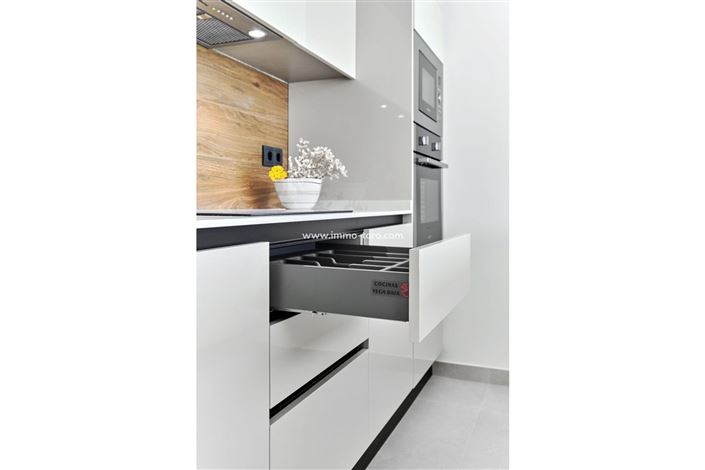 Image No.20-2 Bed Apartment for sale