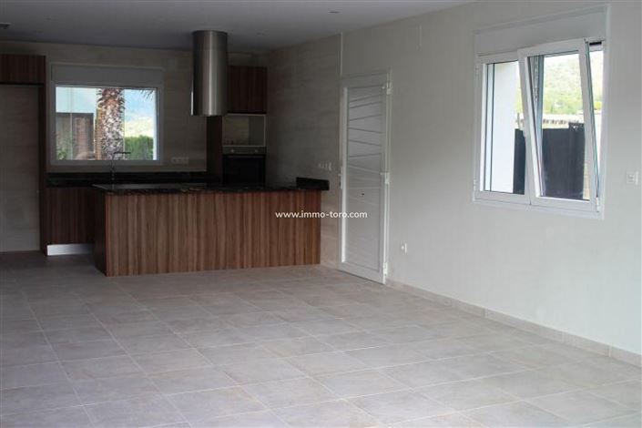 Image No.2-3 Bed Villa for sale