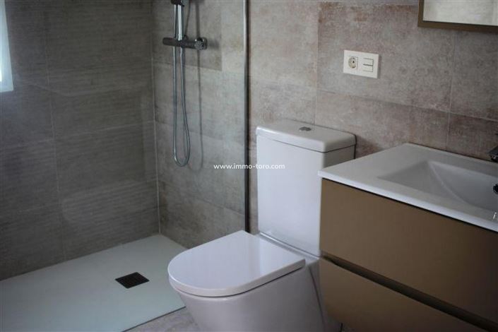 Image No.5-3 Bed Villa for sale