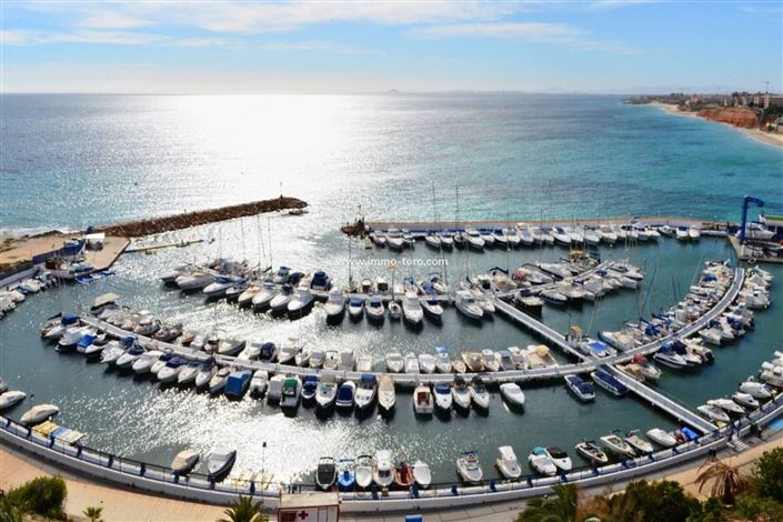 Image No.9-4 Bed Villa for sale