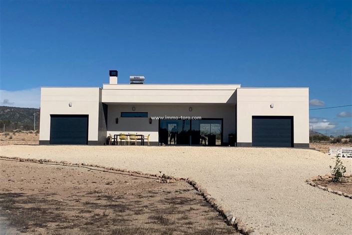 Image No.2-4 Bed Villa for sale