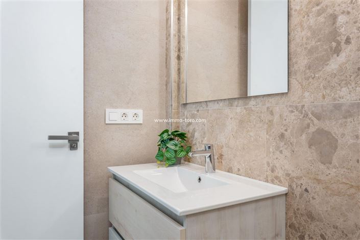 Image No.29-3 Bed Villa for sale