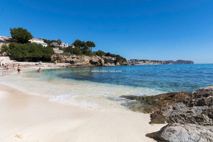 Image No.17-4 Bed Villa for sale