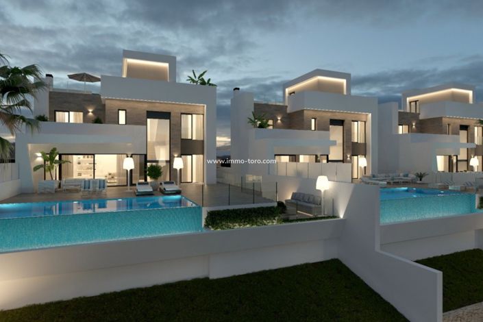 Image No.2-4 Bed Villa for sale