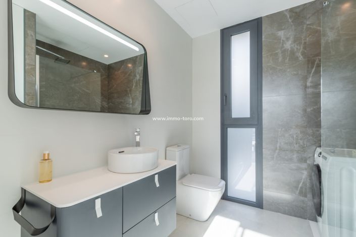 Image No.16-4 Bed Villa for sale