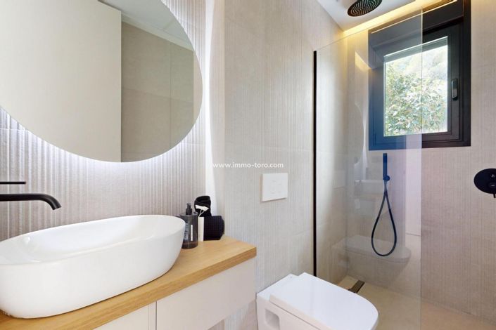 Image No.26-3 Bed Villa for sale