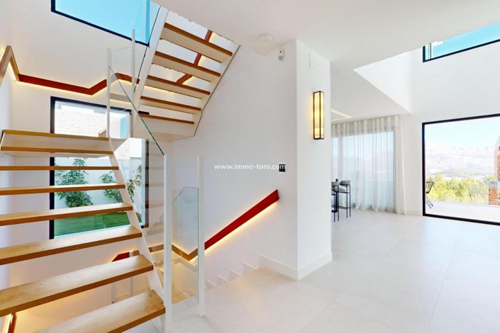 Image No.29-3 Bed Villa for sale