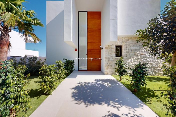 Image No.47-3 Bed Villa for sale