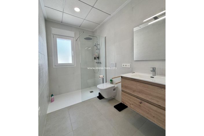 Image No.21-3 Bed Villa for sale