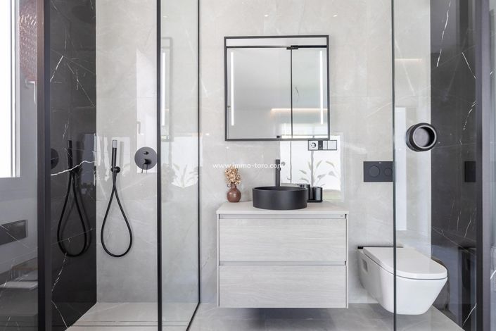 Image No.33-3 Bed Villa for sale