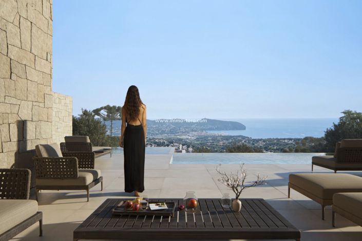 Image No.1-4 Bed Villa for sale