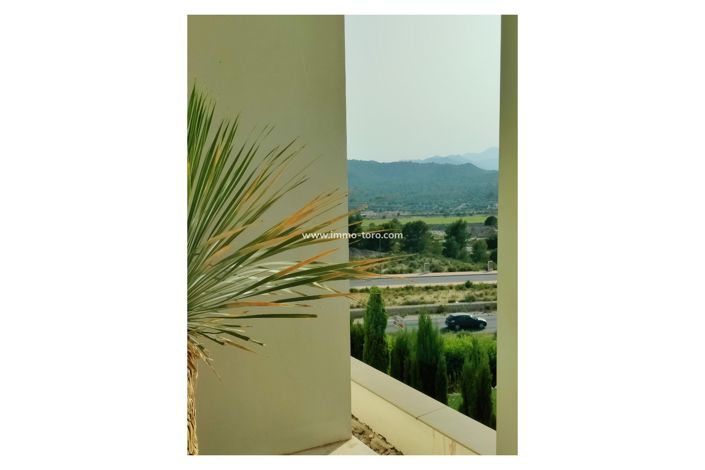 Image No.28-3 Bed Villa for sale