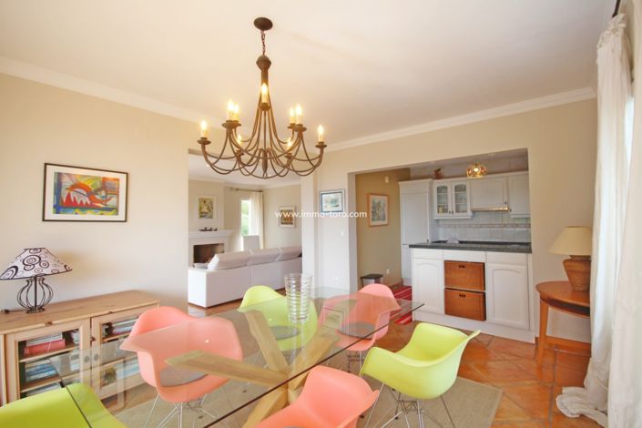 Image No.10-4 Bed Villa for sale