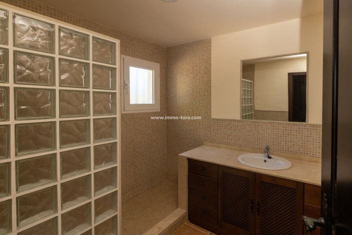 Image No.25-3 Bed Villa for sale