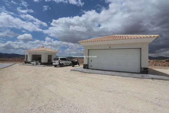 Image No.11-4 Bed Villa for sale