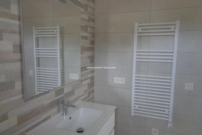 Image No.32-4 Bed Villa for sale