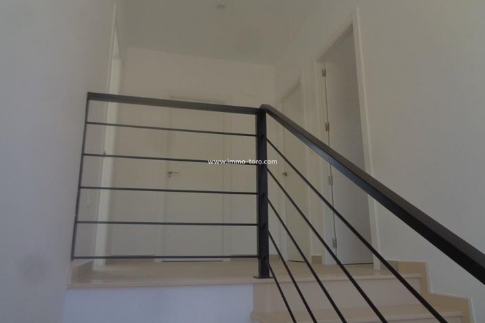 Image No.15-4 Bed Villa for sale