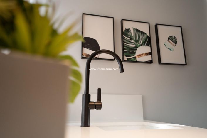 Image No.18-3 Bed Apartment for sale