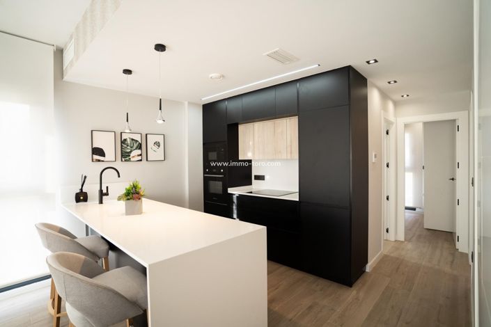 Image No.8-3 Bed Apartment for sale