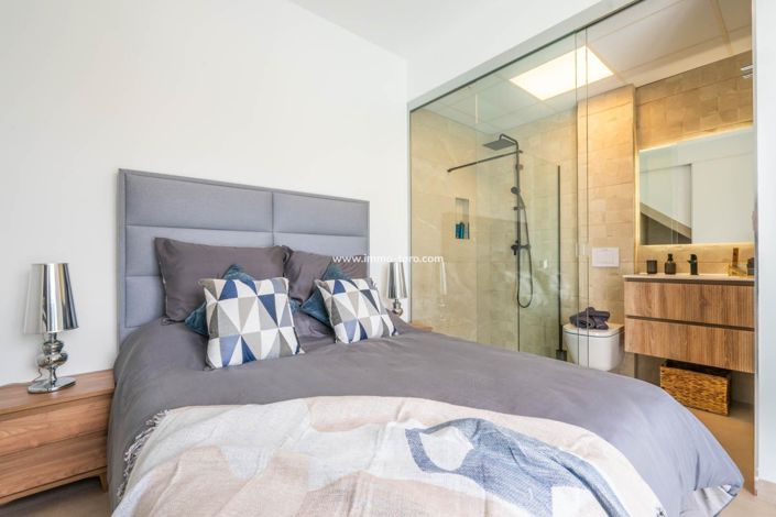 Image No.7-3 Bed Villa for sale