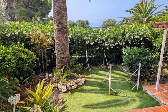 Image No.32-3 Bed Property for sale