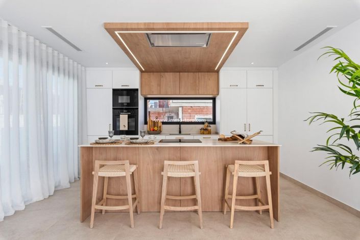 Image No.28-4 Bed Villa for sale