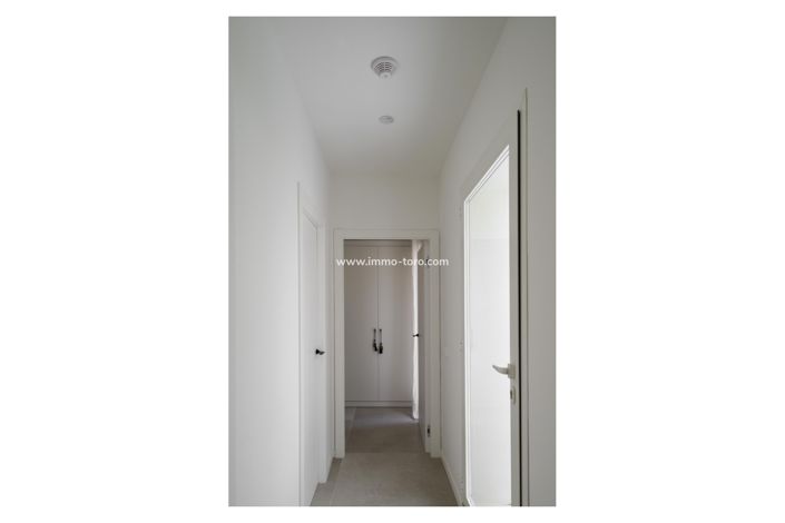 Image No.10-5 Bed Villa for sale