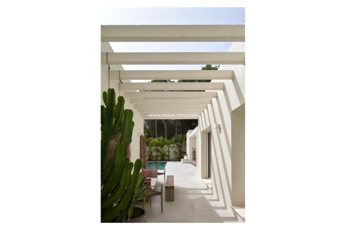 Image No.18-5 Bed Villa for sale