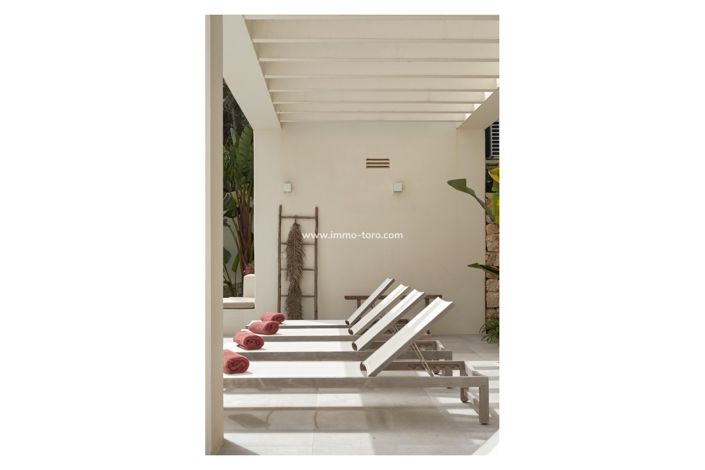 Image No.41-5 Bed Villa for sale