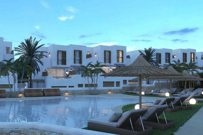 Image No.4-2 Bed Property for sale