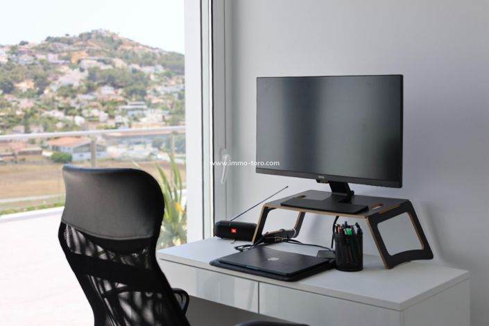 Image No.36-5 Bed Villa for sale